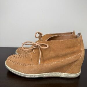 Crown Tan Suede Women's Moccasins Espadrille Size M7